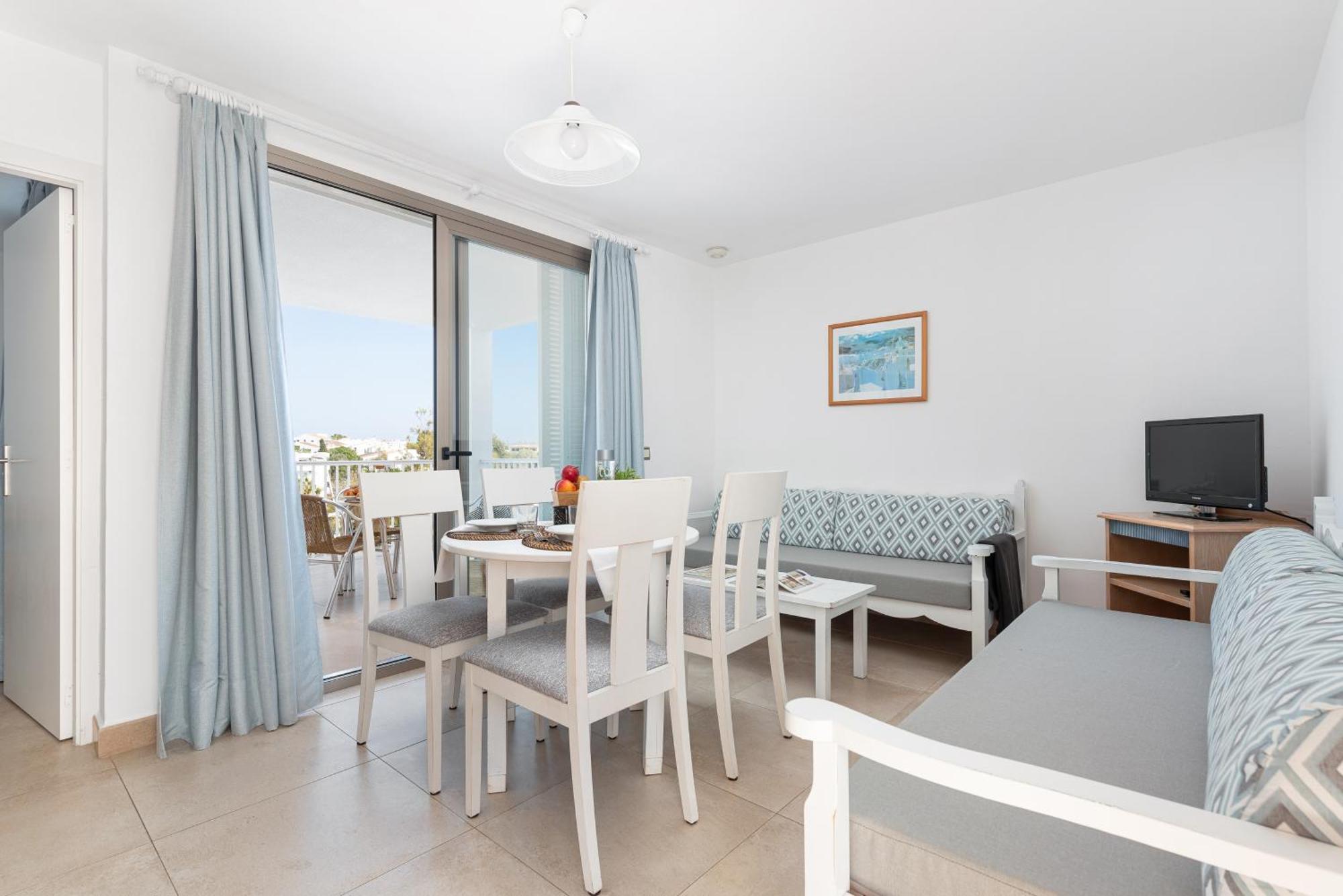 Apartamentos Ferrera Pins Кала Ферера Екстериор снимка