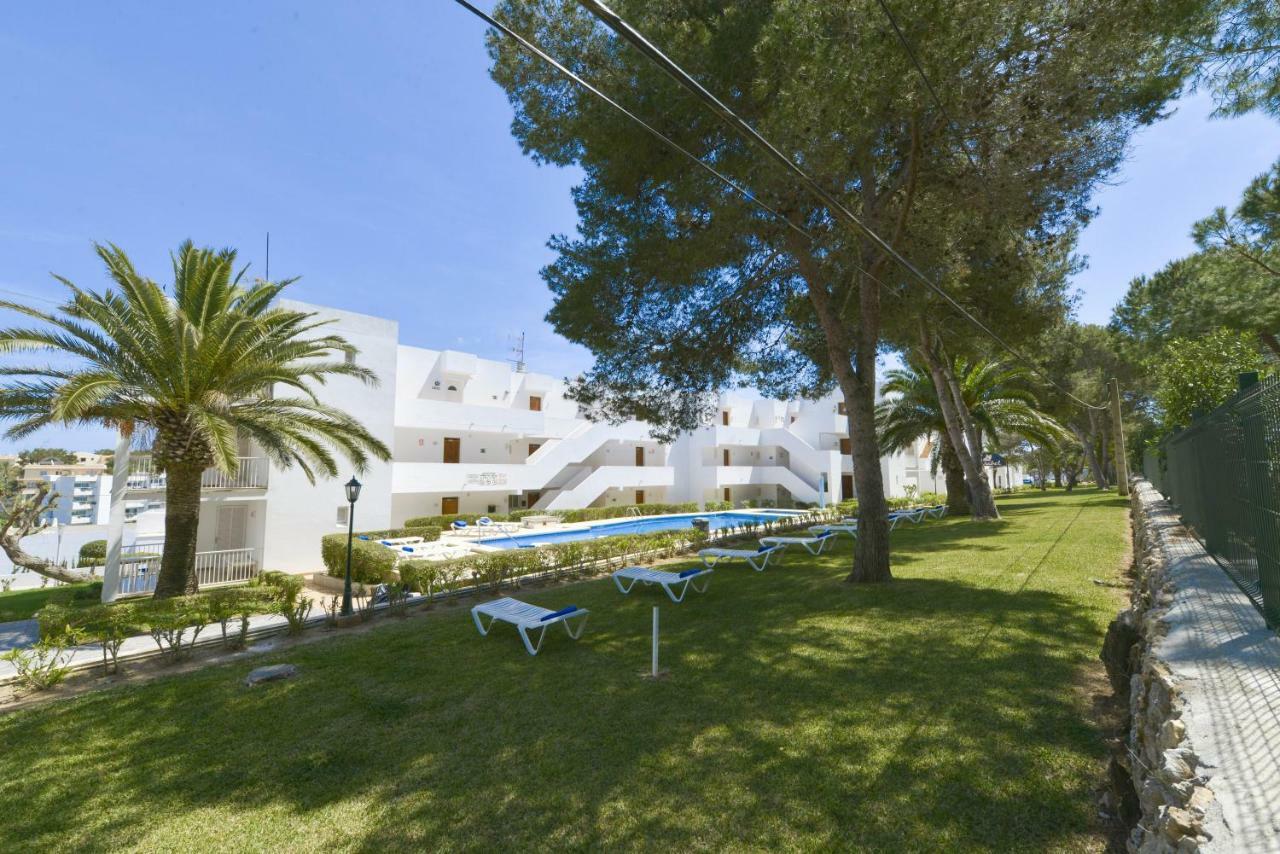 Apartamentos Ferrera Pins Кала Ферера Екстериор снимка