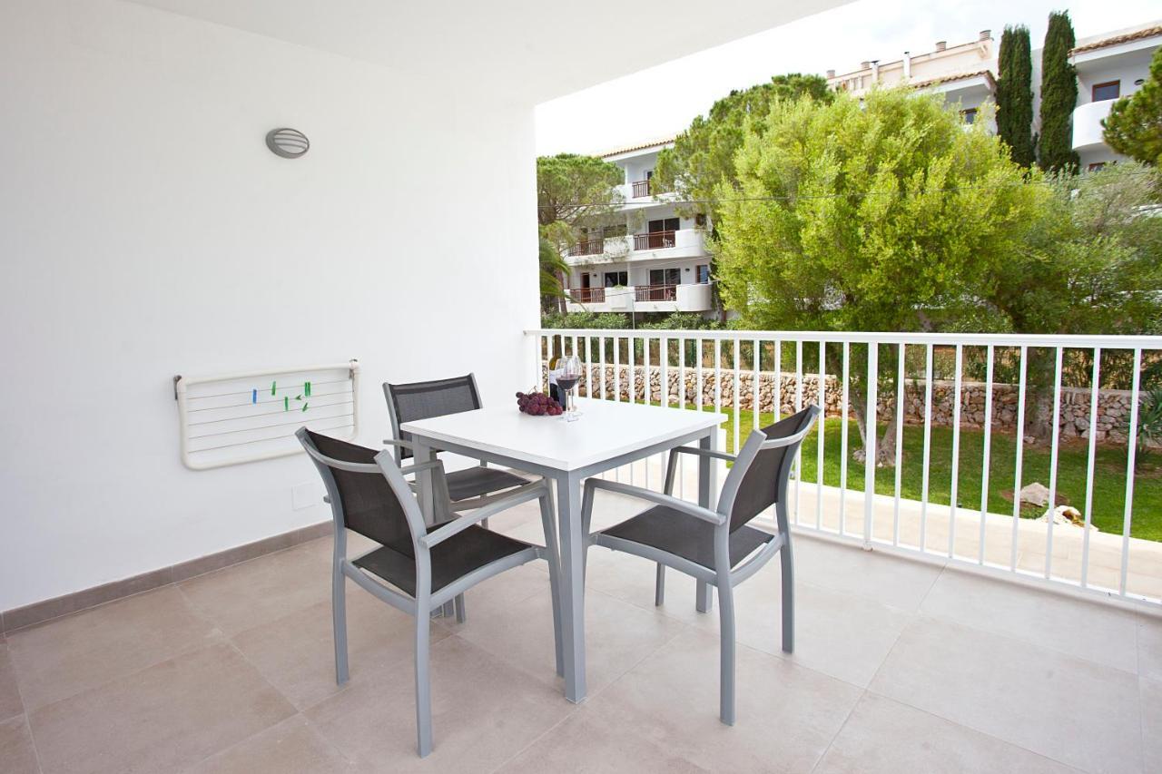 Apartamentos Ferrera Pins Кала Ферера Екстериор снимка